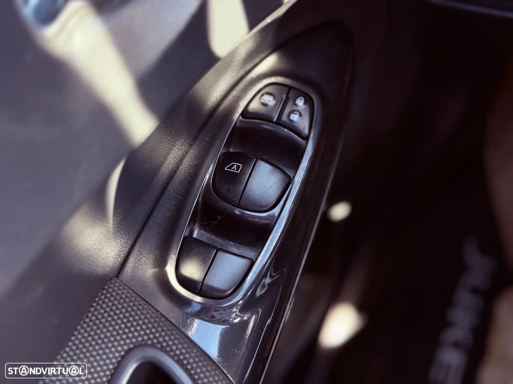 Nissan Juke 1.5 dCi N-Connecta - 17