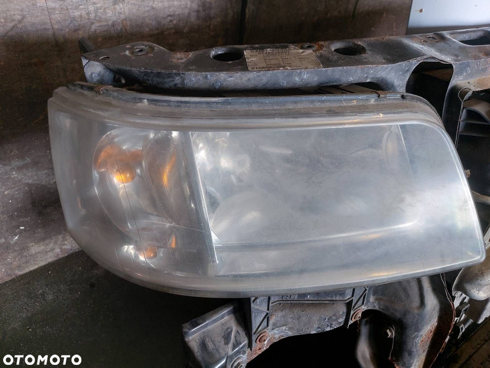 KOMPLETNY PRZÓD MASKA ZDERZAK BŁOTNIKI LAMPY PAS TRANSPORTER T5 LA7W - 14