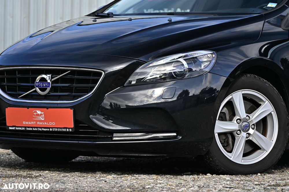 Volvo V40 D3 Aut. Basic - 6