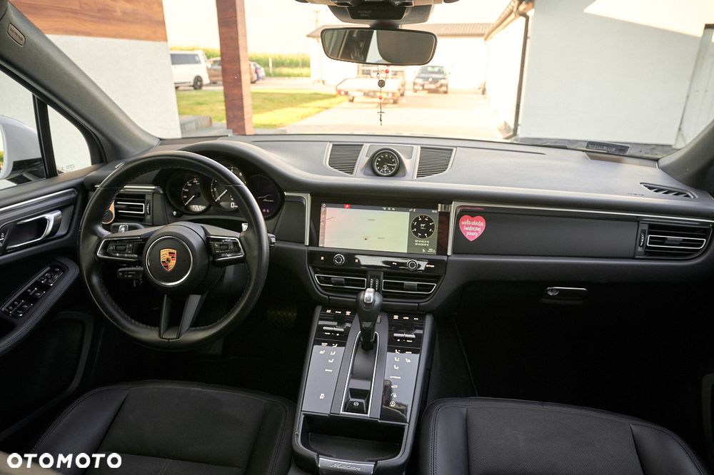 Porsche Macan Standard - 32