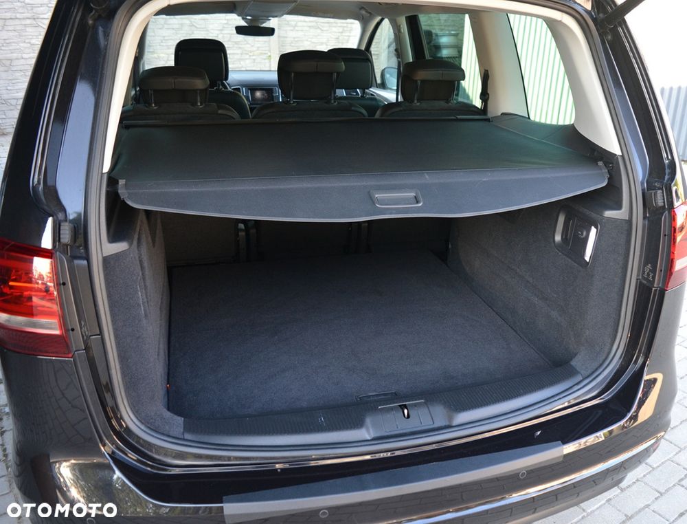 Volkswagen Sharan 2.0 TDI DSG Highline Black Style - 32