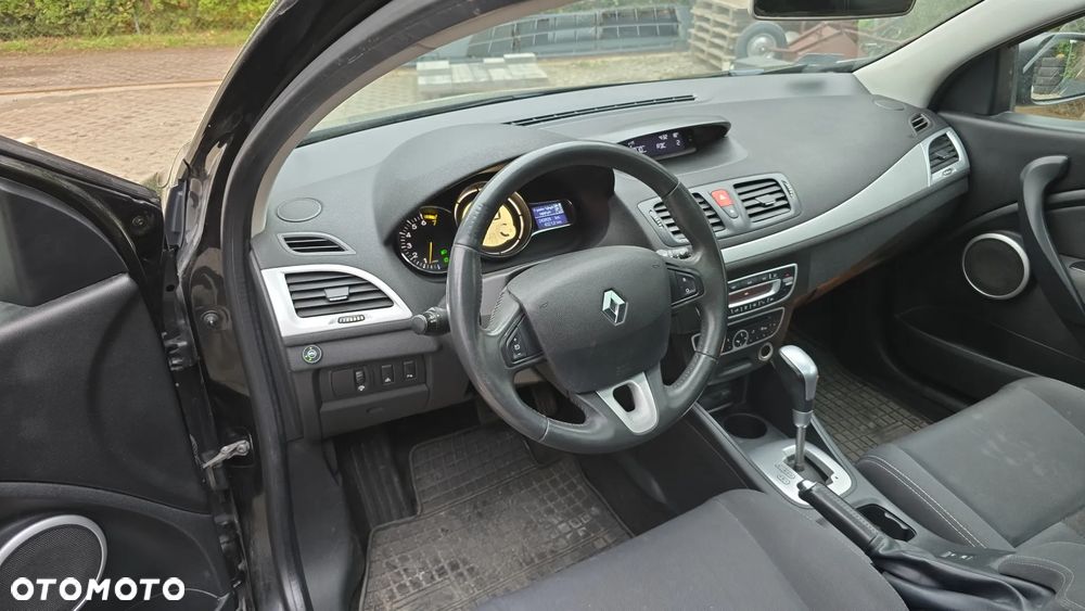 Renault Megane 2.0 16V Dynamique CVT - 10