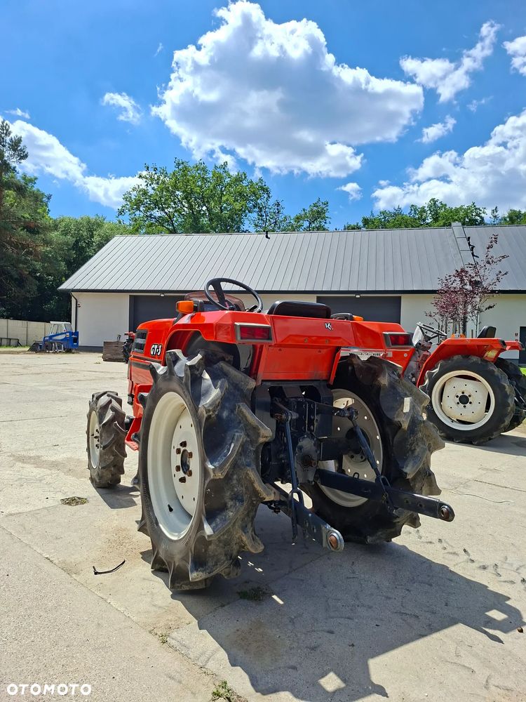 Kubota GT3 - 6