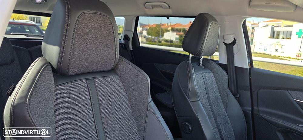 Peugeot 5008 1.2 PureTech GT - 17