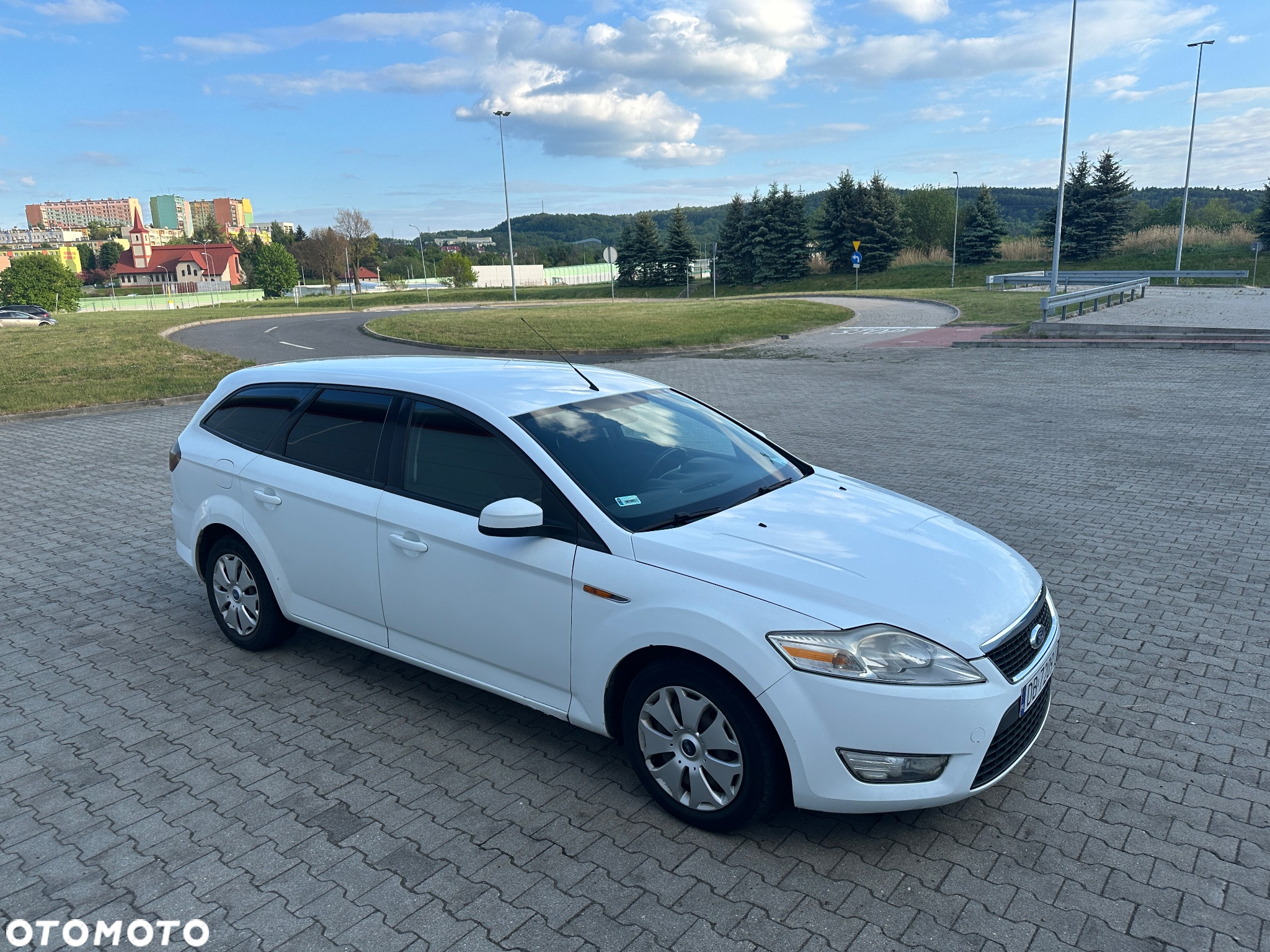 Ford Mondeo 1.8 TDCi Ambiente - 4