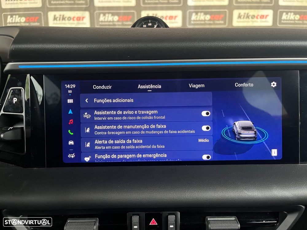 Porsche Macan Electric 4 - 47