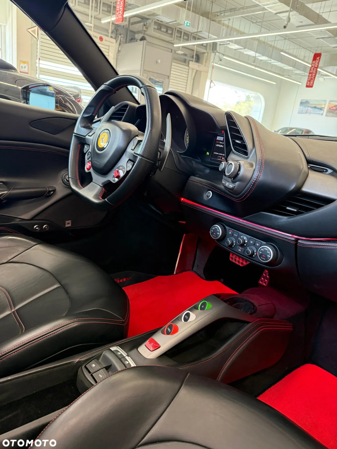 Ferrari 488 - 10