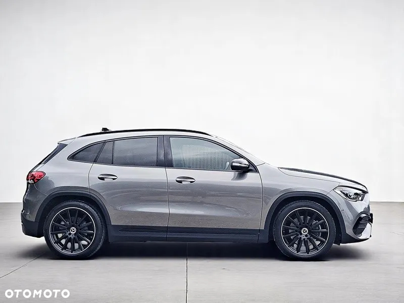 Mercedes-Benz GLA 250 4-Matic AMG Line - 6