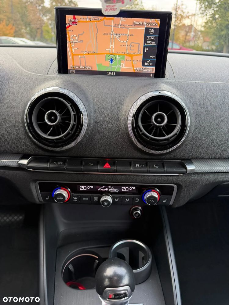 Audi A3 Sportback - 15