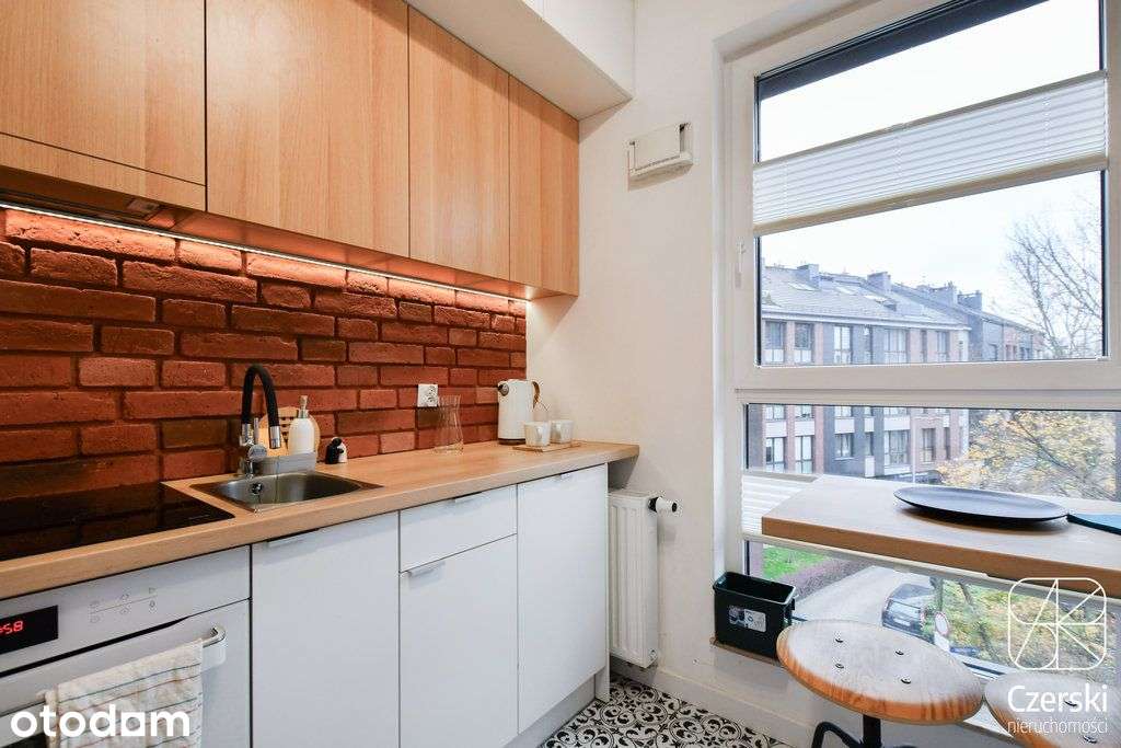 Komfortowa kawalerka z oddzielną kuchnią/Podgórze