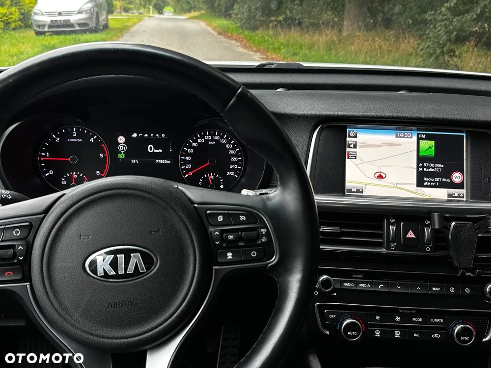 Kia Optima 1.7 CRDI XL DCT - 17