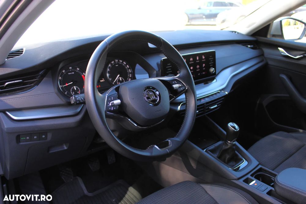 Skoda Octavia - 10