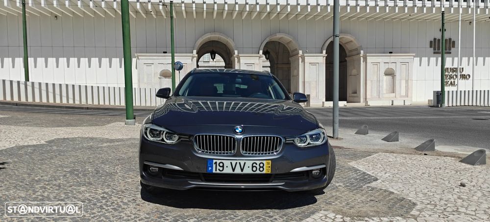 BMW 318 d Line Luxury Auto - 2