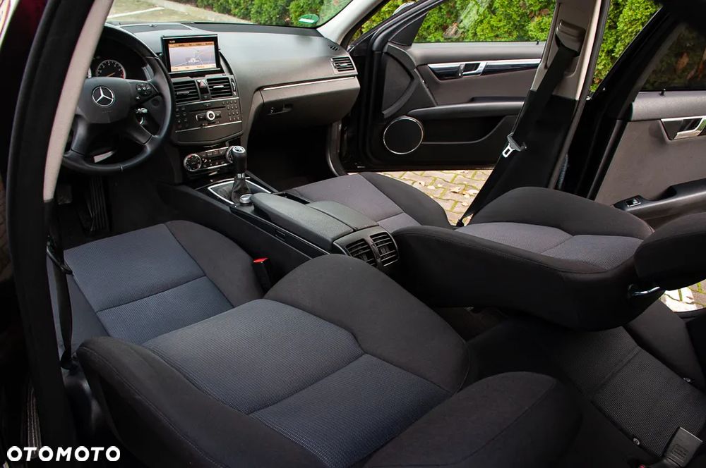 Mercedes-Benz Klasa C 200 Kompressor Classic - 35