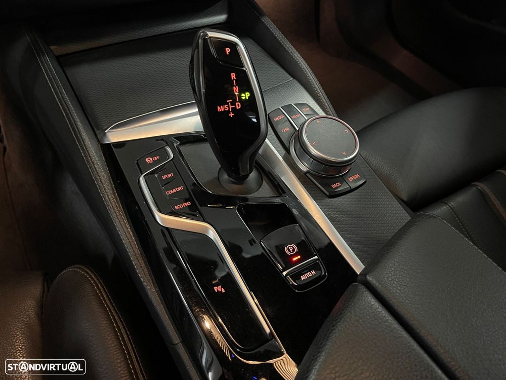 BMW 520 d Pack M Auto - 34
