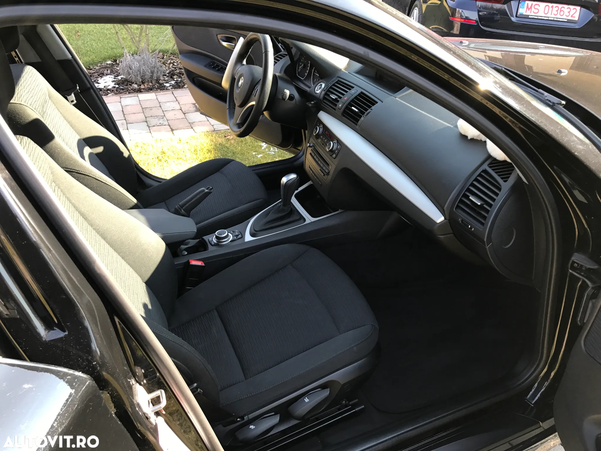 BMW Seria 1 120d - 9