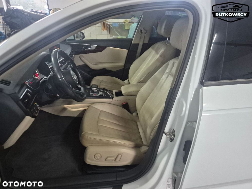 Audi A4 Limousine - 12