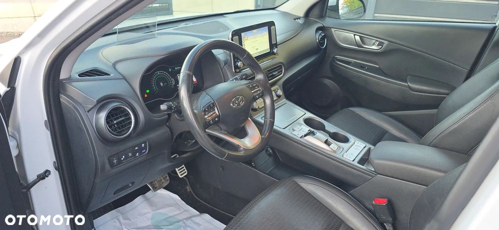 Hyundai Kona Premium - 31