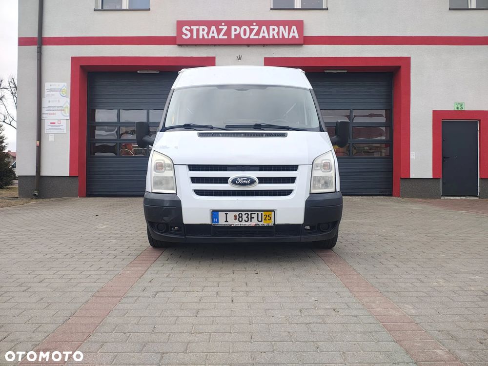 Ford Transit - 28