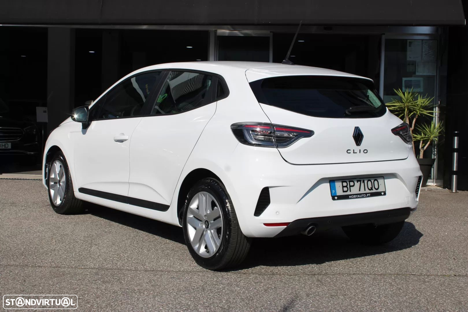Renault Clio 1.0 TCe Evolution Bi-Fuel - 3
