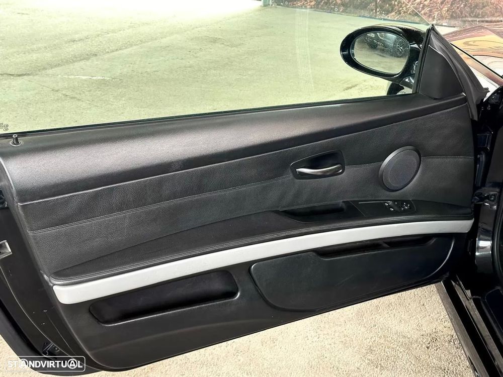 BMW 320 d Coupe Auto - 10