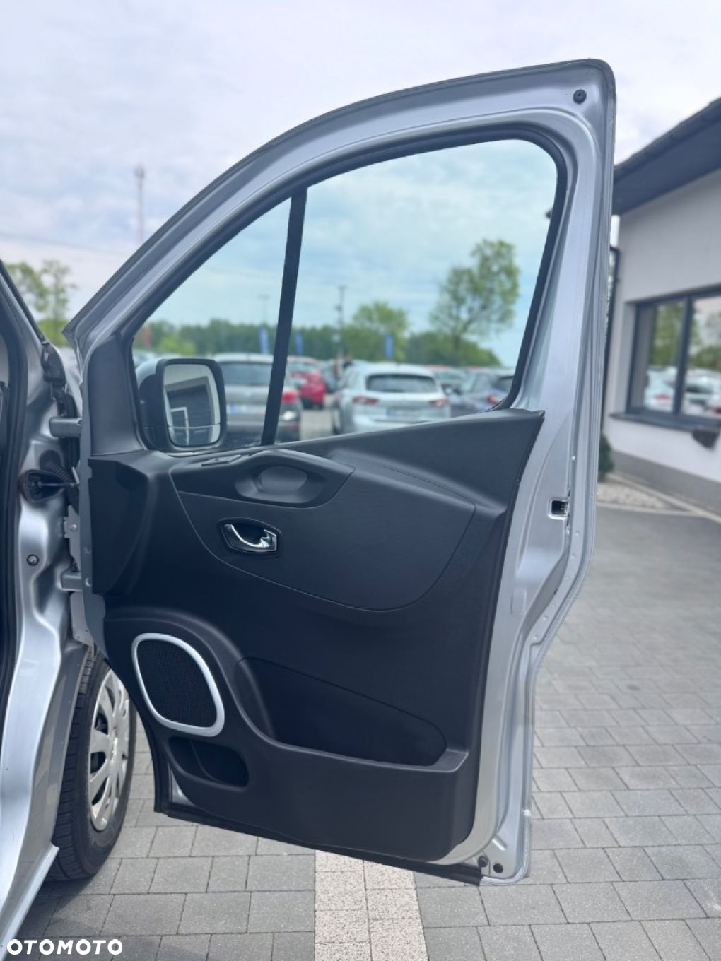 Opel Vivaro - 40