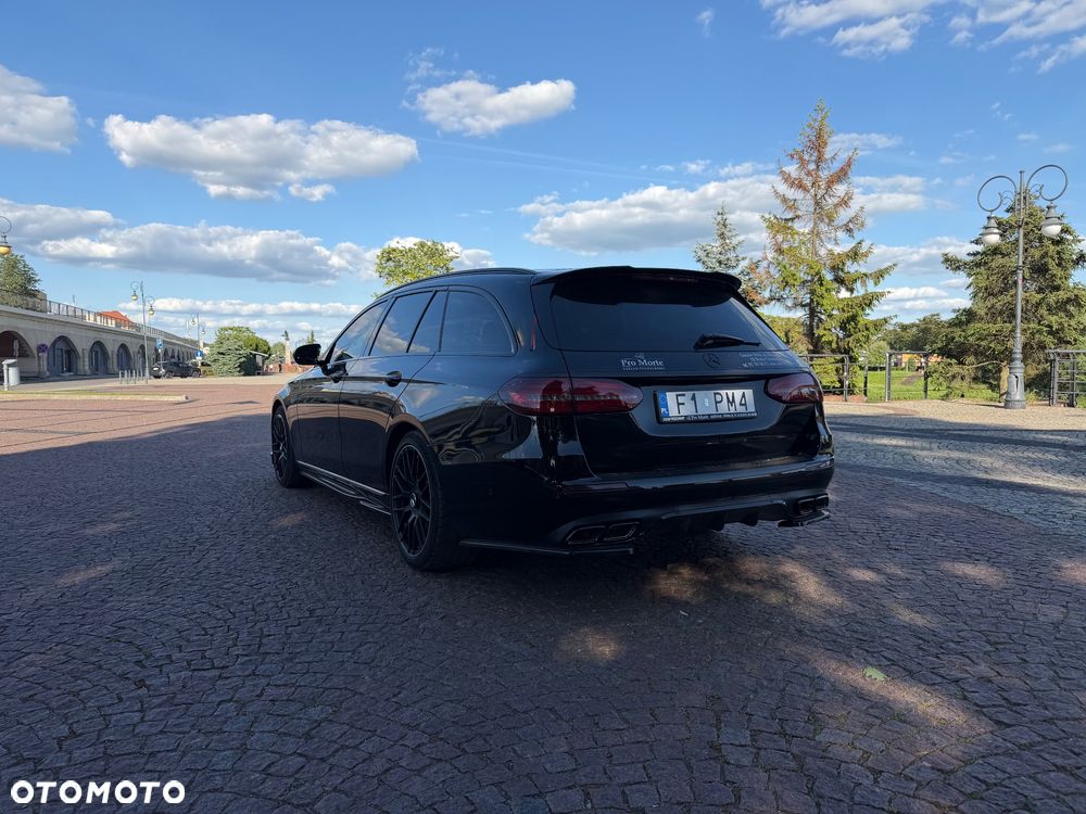 Mercedes-Benz Klasa E 220 d 9G-TRONIC - 4