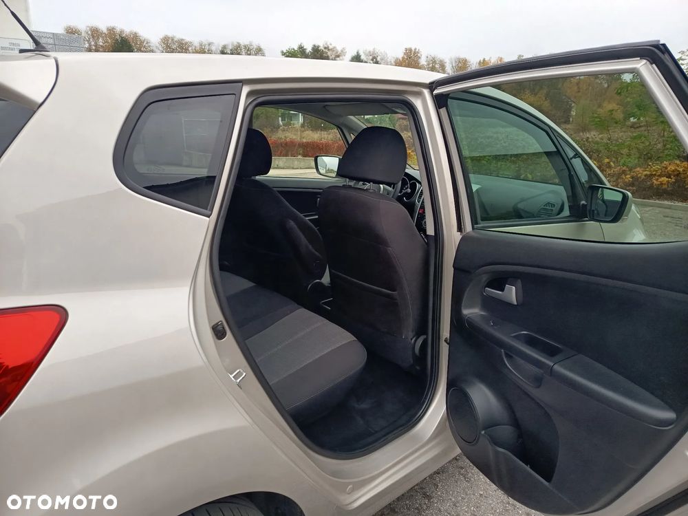 Kia Venga 1.6 CVVT ISG Spirit - 30