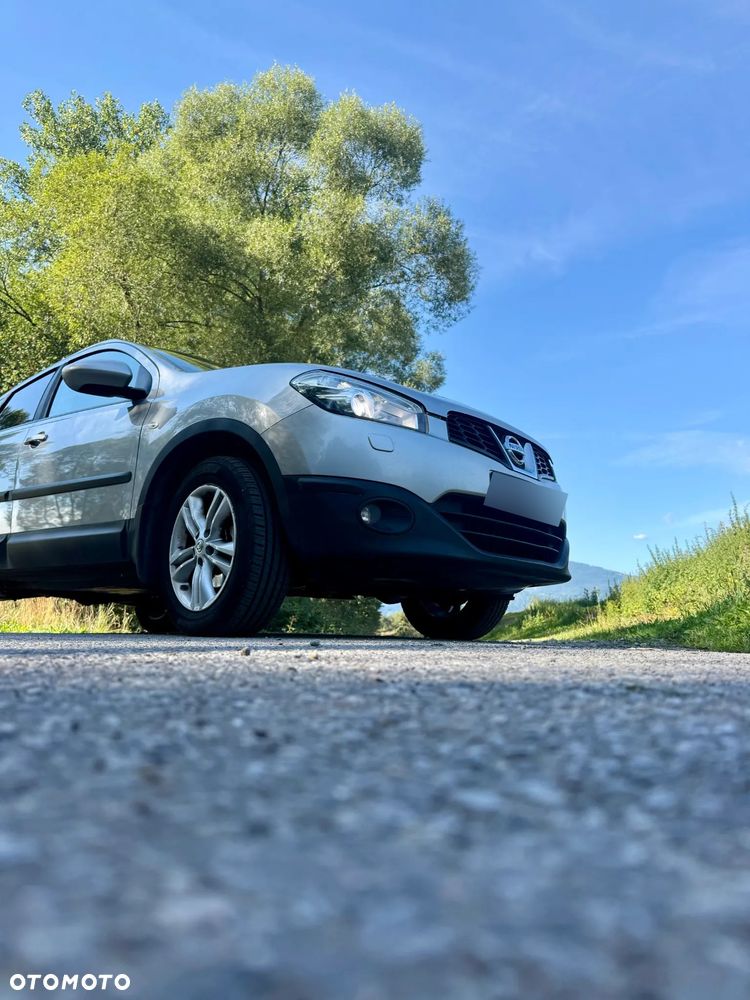 Nissan Qashqai - 2