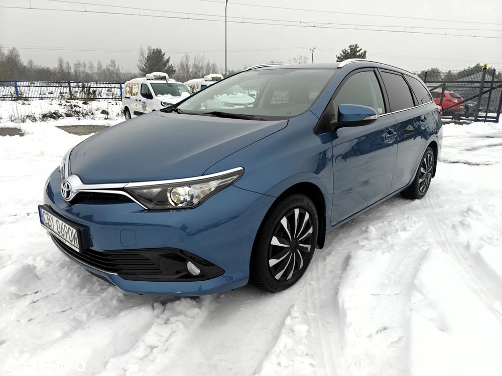 Toyota Auris 1.6 Premium Comfort - 7