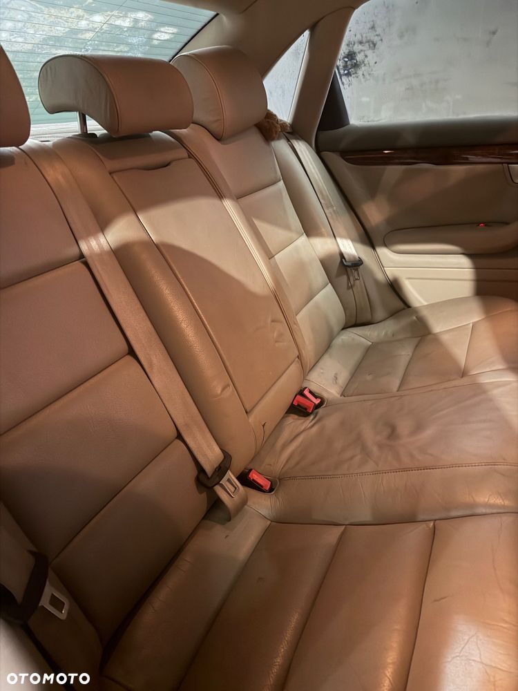 Audi A4 Limousine - 20