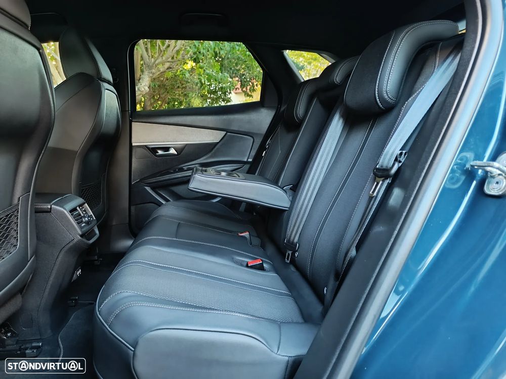 Peugeot 3008 225 e-EAT8 GT - 19
