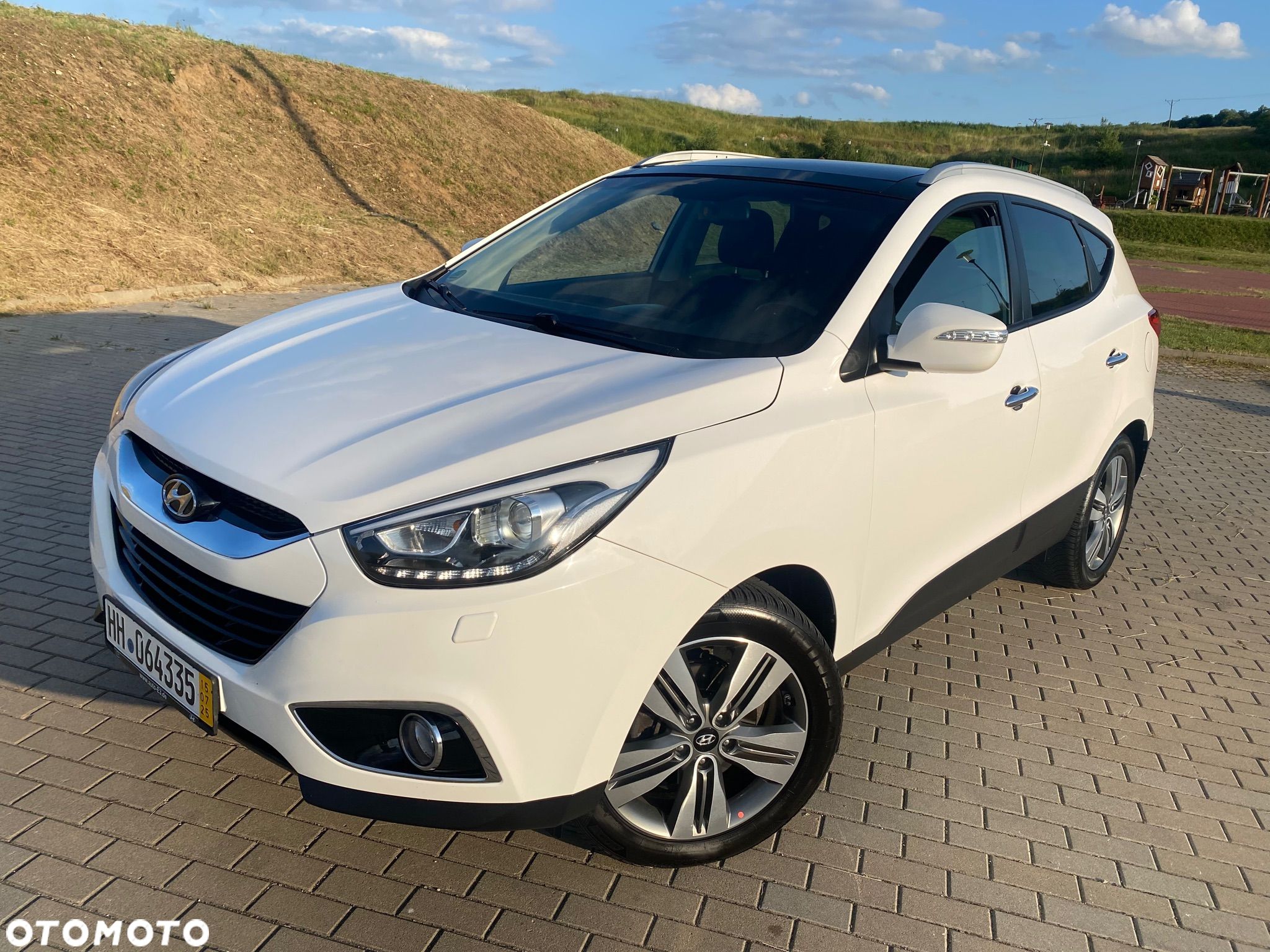 Hyundai ix35 2.0 CRDi Premium 4WD - 1