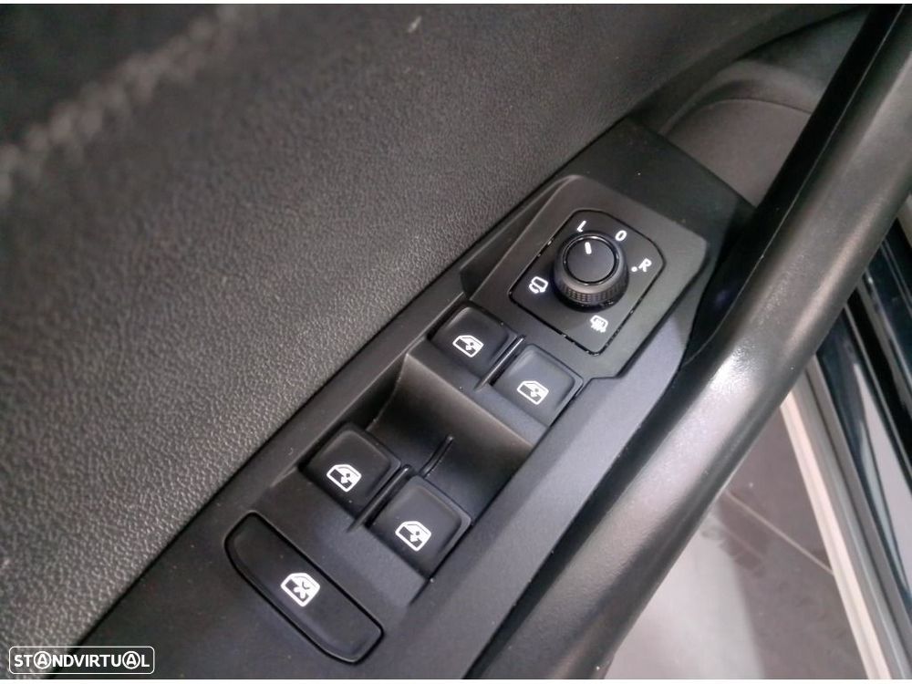 VW Taigo 1.0 TSI Urban - 10