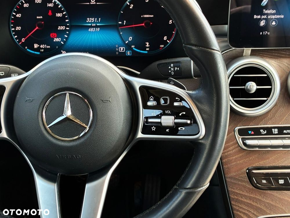 Mercedes-Benz GLC - 12