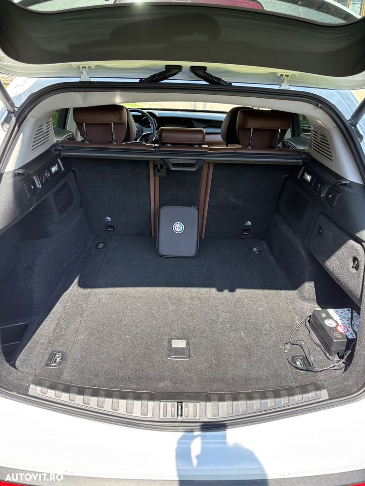 Alfa Romeo Stelvio 2.0 Turbo AWD AT8 Super - 18