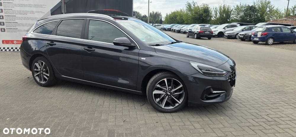 Hyundai i30 1.5 T-GDI 48V-Hybrid EDITION 30 - 17
