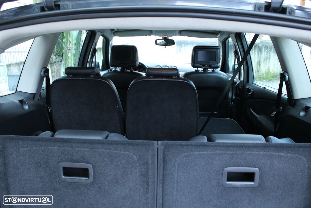 Ford S-Max 1.8 TDCi Titanium 7L - 26