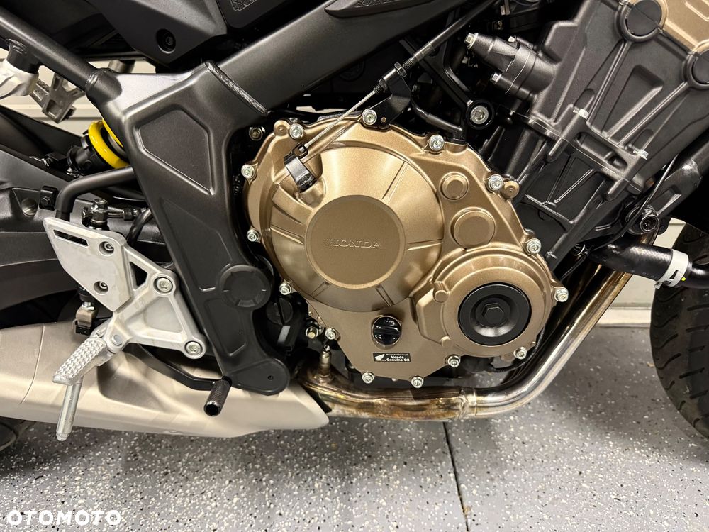 Honda CB - 7