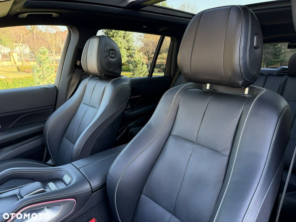 Mercedes-Benz GLS - 40