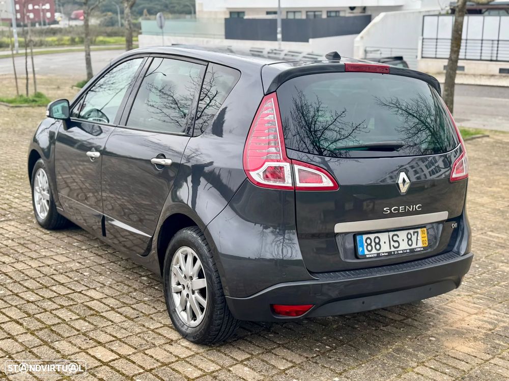 Renault Scénic 1.5 dCi Luxe - 4