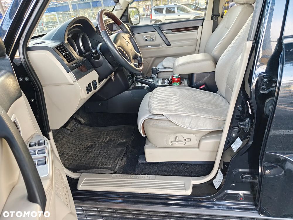 Mitsubishi Pajero 3.8 V6 Automatik Instyle - 8