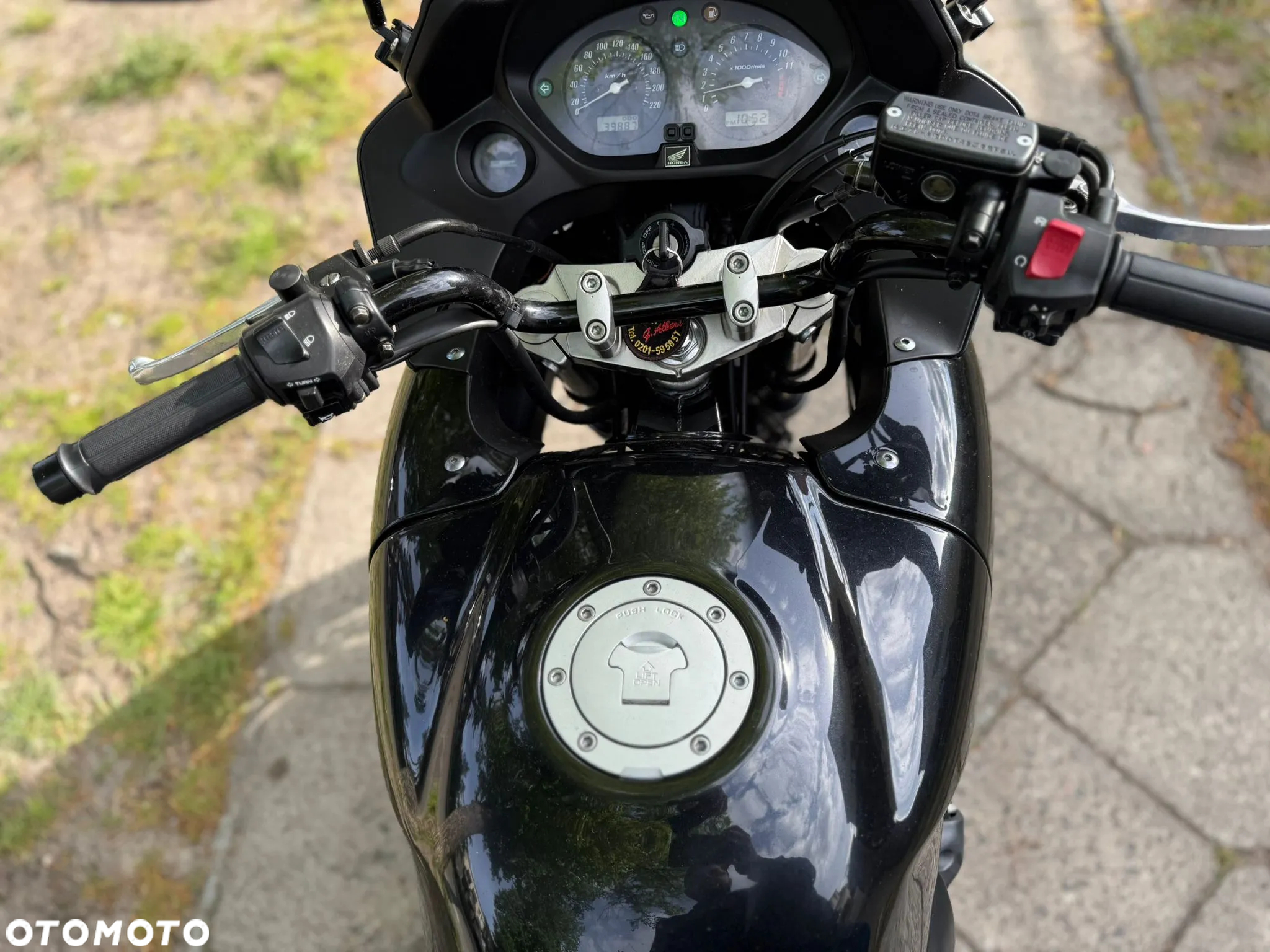 Honda CBF - 19