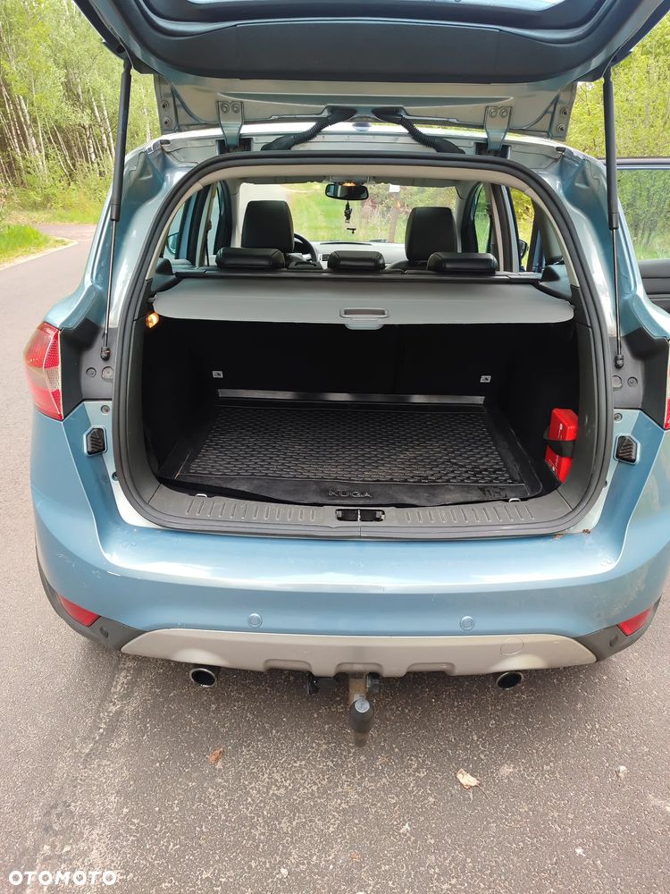 Ford Kuga - 12