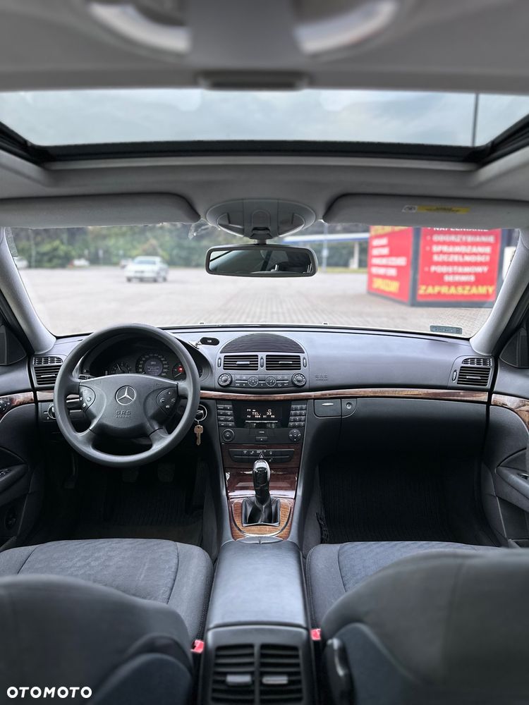 Mercedes-Benz Klasa E 200 CDI Classic - 10