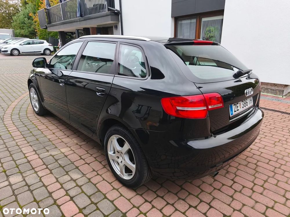 Audi A3 Sportback 1.6 Attraction - 14