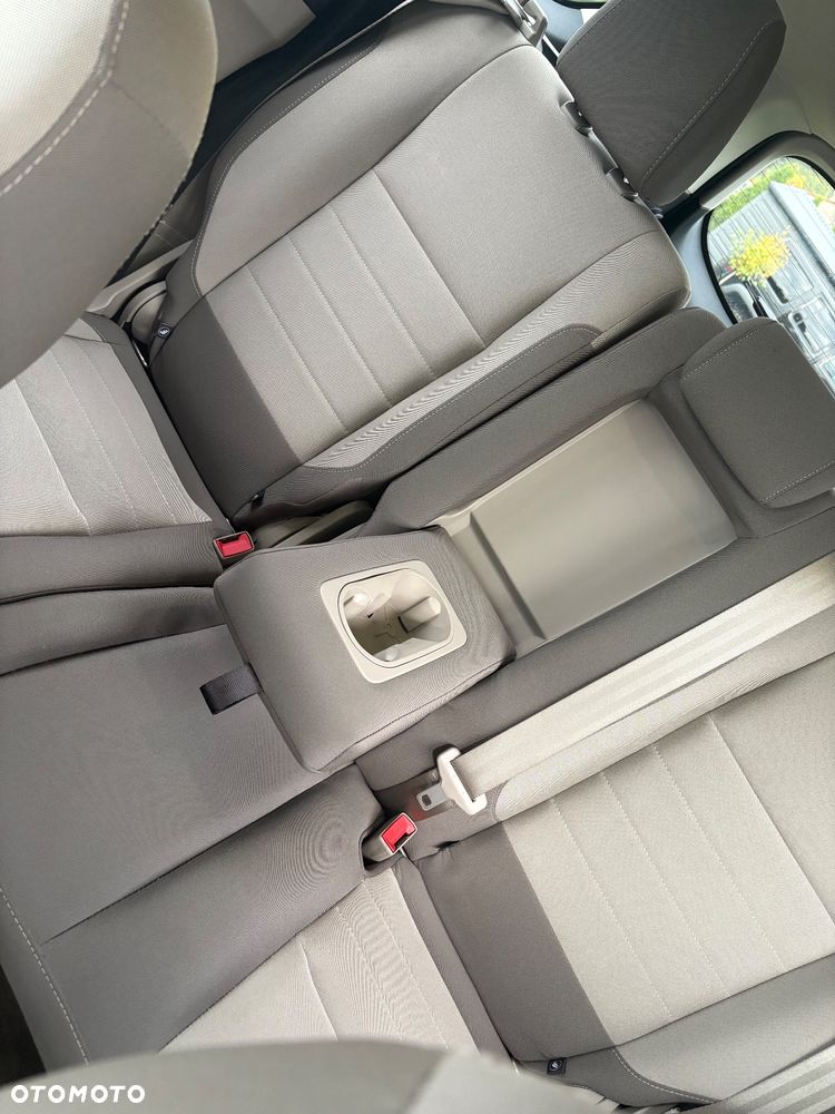 Ford Kuga 1.6 EcoBoost 4WD Titanium - 12