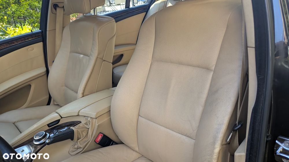 BMW Seria 5 - 16