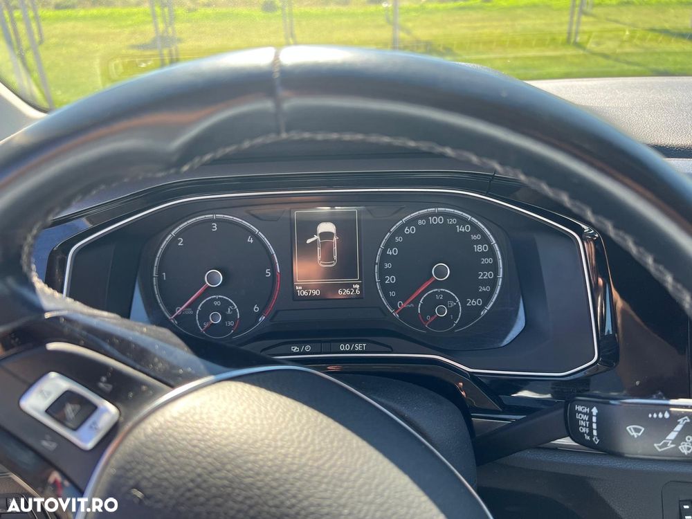 Volkswagen Polo 1.6 TDI Highline - 15
