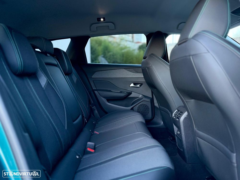 Peugeot 308 SW 1.2 PureTech Allure Full LED EAT8 - 26